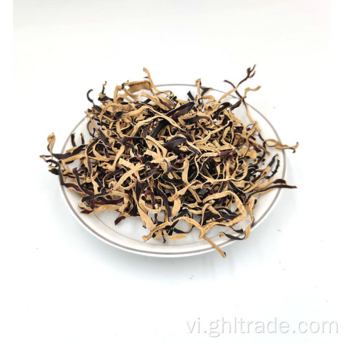 Nấm đen với lưng trắng
